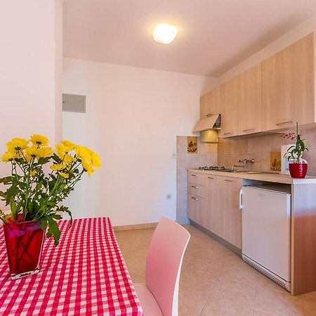 Apartments Valbandon Fažana Eksteriør billede